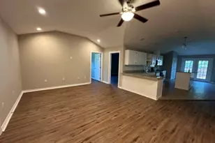 1114 14th St, Mineral Wells, TX 76067 - Photo 5