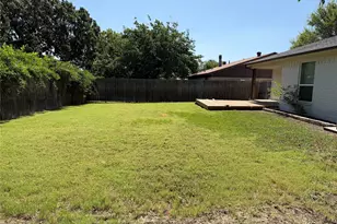 524 Cole Ave, Saginaw, TX 76179 - Photo 17