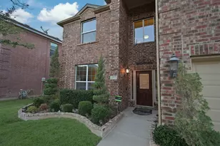 4212 Bridgestone Dr, Fort Worth, TX 76123 - Photo 3