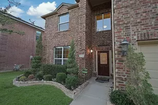 4212 Bridgestone Dr, Fort Worth, TX 76123 - Photo 3