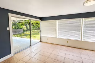 604 Holly Ln, Duncanville, TX 75116 - Photo 11