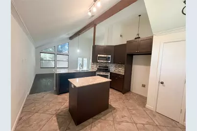 1404 Daffodil Lane, Lewisville, TX 75077 - Photo 7