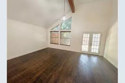 1404 Daffodil Lane, Lewisville, TX 75077 - Photo 5
