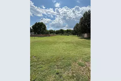 4004 Seventh, Greenville, TX 75401 - Photo 5