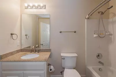 7801 Quiet Waters Drive, Arlington, TX 76016 - Photo 5