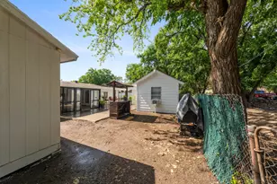 2410 S Franklin St, Dallas, TX 75233 - Photo 21