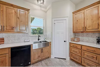 884 Cheyenne Trail, Trenton, TX 75490 - Photo 9
