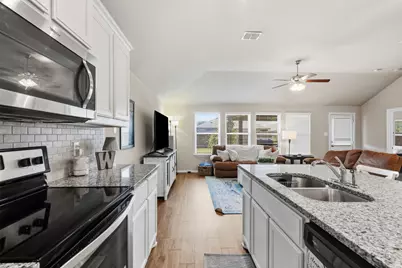 2541 Weatherford Heights Drive, Weatherford, TX 76087 - Photo 13