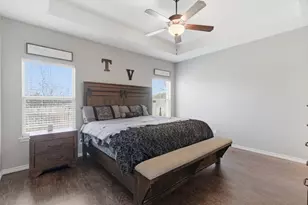 711 Hadley Ln, Valley View, TX 76272 - Photo 15