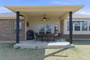 711 Hadley Ln, Valley View, TX 76272 - Photo 27