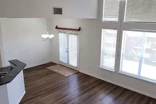 909 Avondale Ln, Plano, TX 75025 - Photo 5