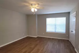 909 Avondale Ln, Plano, TX 75025 - Photo 9