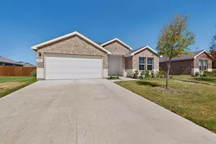 332 Pecos Dr, Azle, TX 76020 - Photo 3