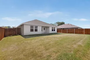 332 Pecos Dr, Azle, TX 76020 - Photo 33