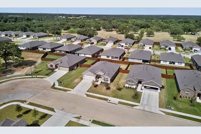 332 Pecos Drive, Azle, TX 76020 - Photo 29