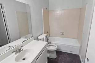 1353 Southridge Dr, Lancaster, TX 75146 - Photo 5