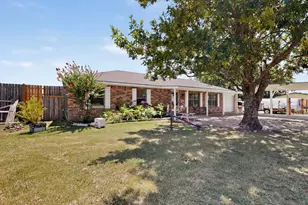 3671 Sundown Rd, Greenville, TX 75402 - Photo 21