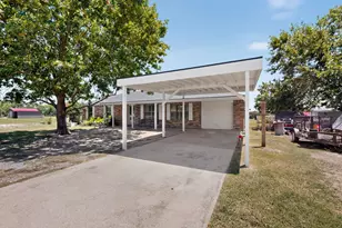 3671 Sundown Rd, Greenville, TX 75402 - Photo 3