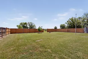 3671 Sundown Rd, Greenville, TX 75402 - Photo 33