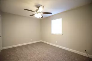 619 Todd Ct, Burleson, TX 76028 - Photo 25