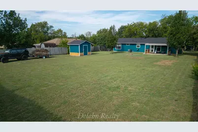 109 S Shaw Street, Tom Bean, TX 75489 - Photo 13