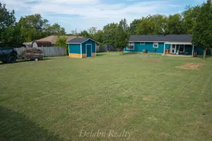 109 S Shaw St, Tom Bean, TX 75489 - Photo 13