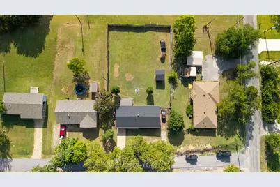 109 S Shaw Street, Tom Bean, TX 75489 - Photo 5