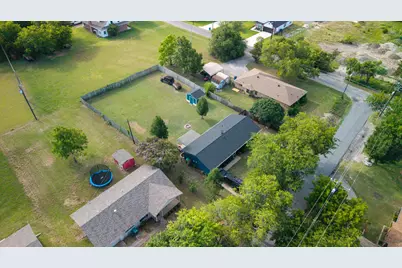 109 S Shaw Street, Tom Bean, TX 75489 - Photo 21