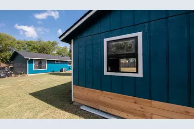 109 S Shaw Street, Tom Bean, TX 75489 - Photo 13