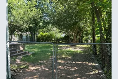 925 W Nelson Street, Denison, TX 75020 - Photo 23