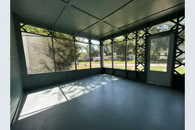 925 W Nelson Street, Denison, TX 75020 - Photo 3