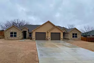 220 St Charles Dr, Springtown, TX 76082 - Photo 1