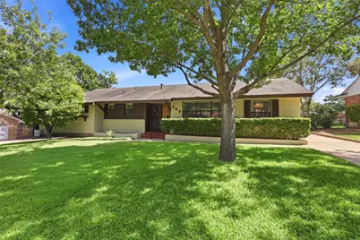 706 Peach Tree Lane, Garland, TX 75041 - Photo 3