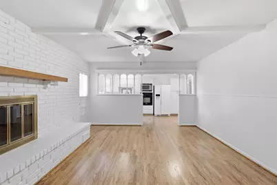 706 Peach Tree Lane, Garland, TX 75041 - Photo 11