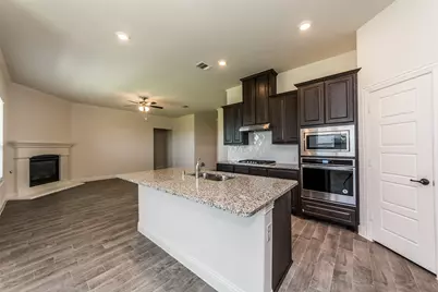 3018 Comal Court, Celina, TX 75078 - Photo 9