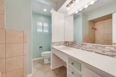 909 Egyptian Way, Grand Prairie, TX 75050 - Photo 25