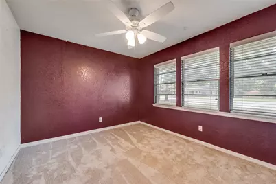 909 Egyptian Way, Grand Prairie, TX 75050 - Photo 23