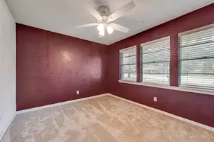 909 Egyptian Way, Grand Prairie, TX 75050 - Photo 23