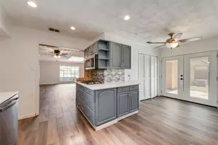 909 Egyptian Way, Grand Prairie, TX 75050 - Photo 15