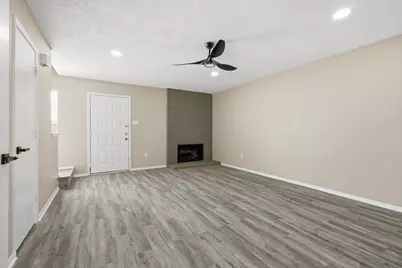 316 Cambridge Drive, Saginaw, TX 76179 - Photo 7