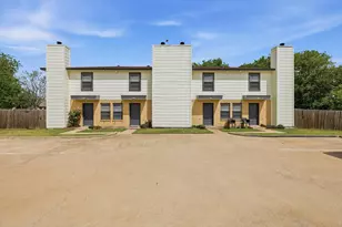 316 Cambridge Dr, Saginaw, TX 76179 - Photo 1