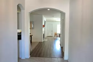 452 Paddle Dr, Crowley, TX 76036 - Photo 5