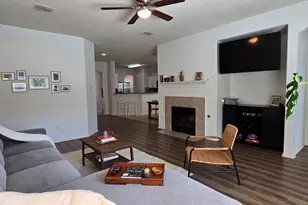 452 Paddle Dr, Crowley, TX 76036 - Photo 17
