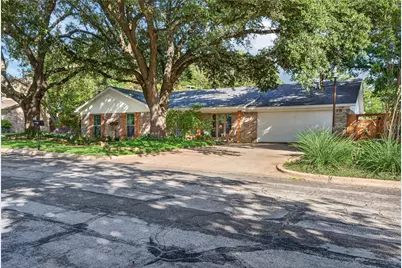 3206 Village Park Drive, Waco, TX 76708 - Photo 3