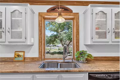 3206 Village Park Drive, Waco, TX 76708 - Photo 17