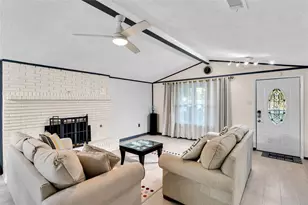 800 Patricia St, Irving, TX 75060 - Photo 19