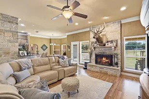 3102 Walnut Creek Pkwy, Granbury, TX 76049 - Photo 11