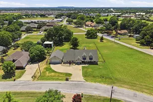 3102 Walnut Creek Pkwy, Granbury, TX 76049 - Photo 37