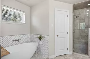 3102 Walnut Creek Pkwy, Granbury, TX 76049 - Photo 21