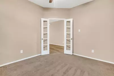 1021 Waverly Drive, Van Alstyne, TX 75495 - Photo 9